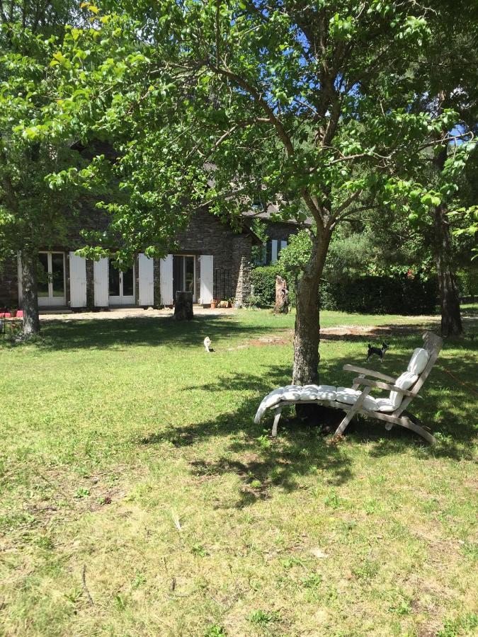 La Petite Auberge De Virginie Bédouès Exterior foto