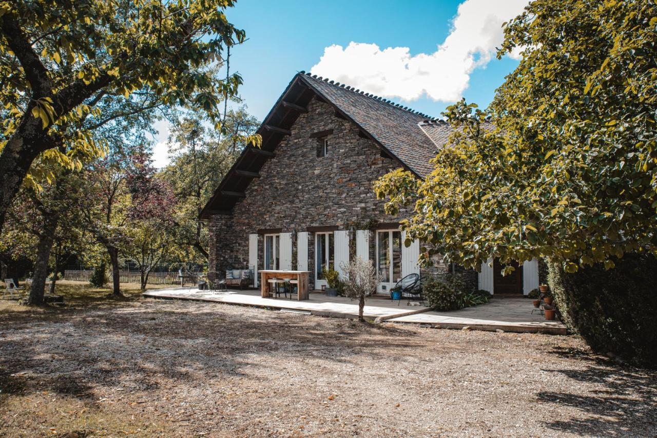 La Petite Auberge De Virginie Bédouès Exterior foto