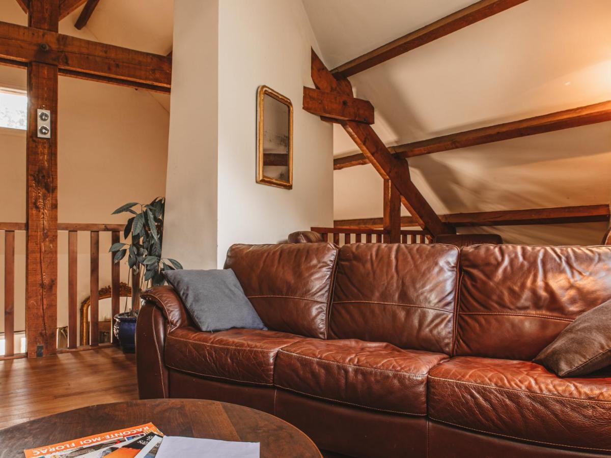 La Petite Auberge De Virginie Bédouès Exterior foto