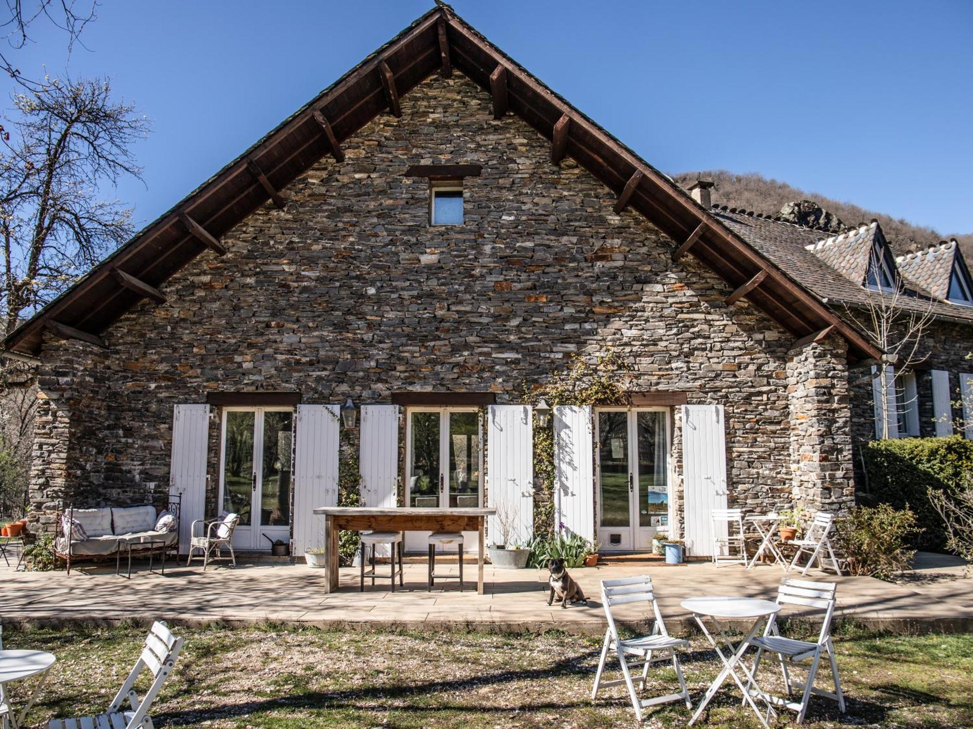 La Petite Auberge De Virginie Bédouès Exterior foto